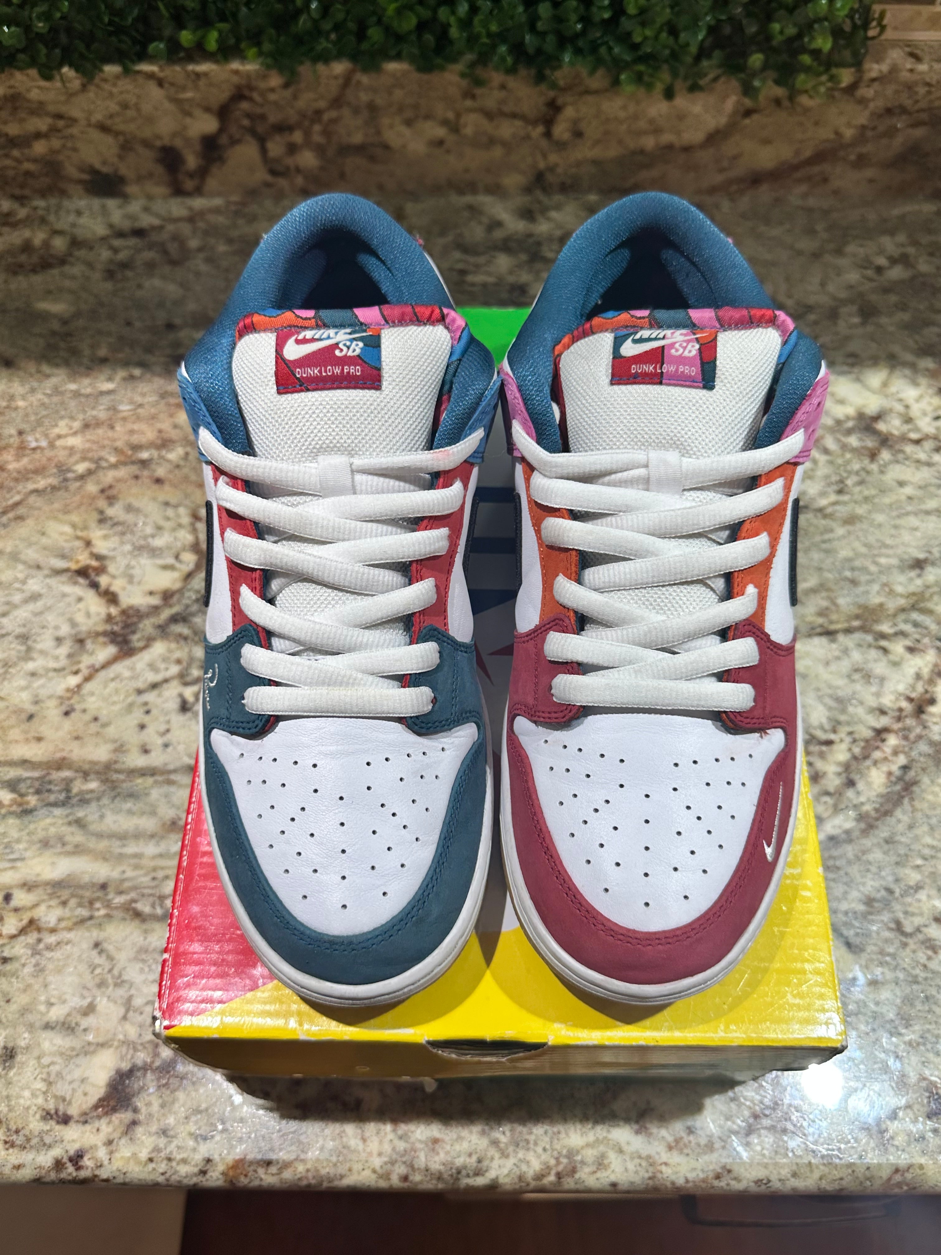 SIZE 10.5M - NIKE SB DUNK LOW “PARRA FNF”