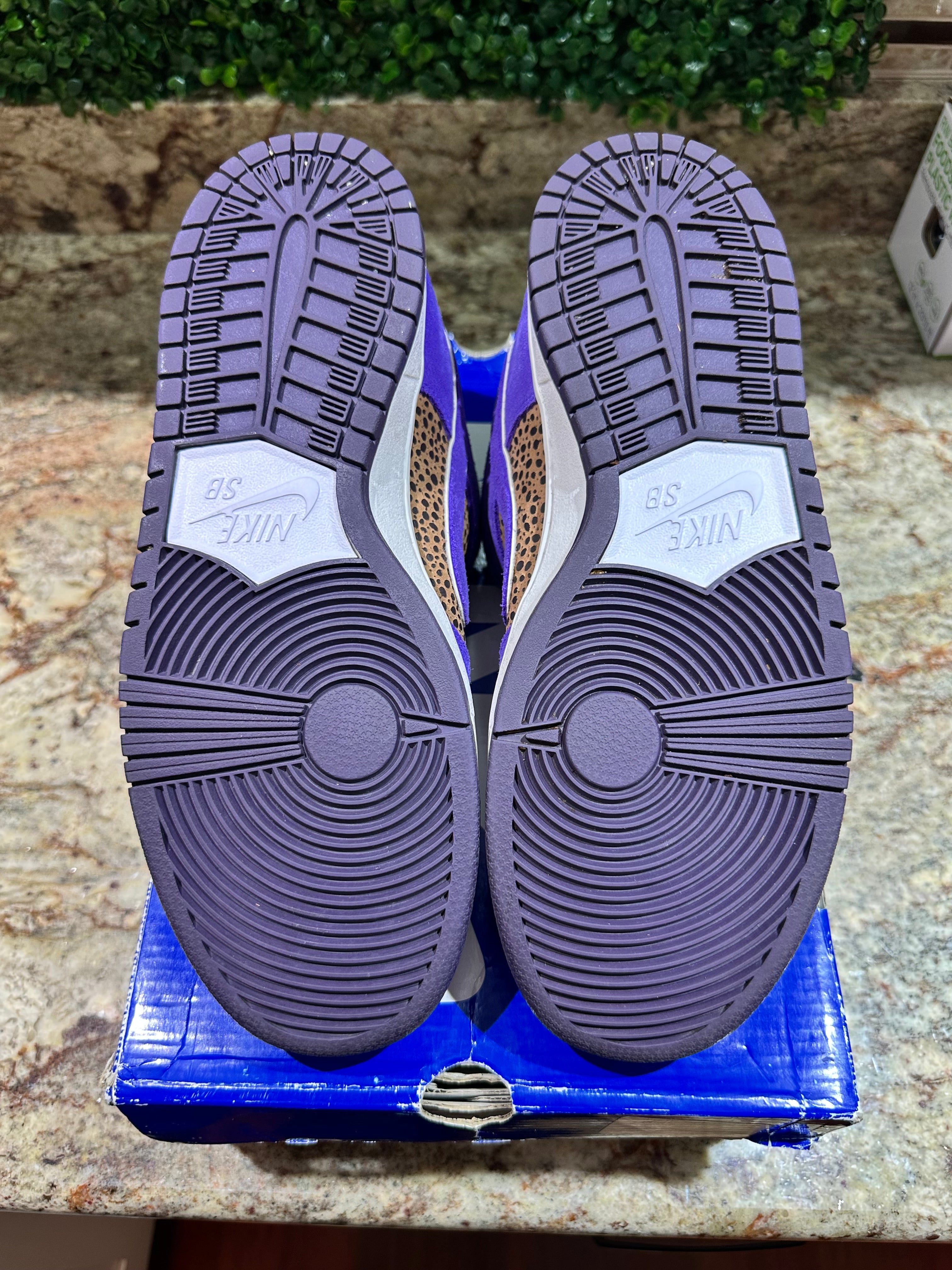 SIZE 9.5M - NIKE SB DUNK LOW “KENNY POWERS / PURPLE SAFARI”