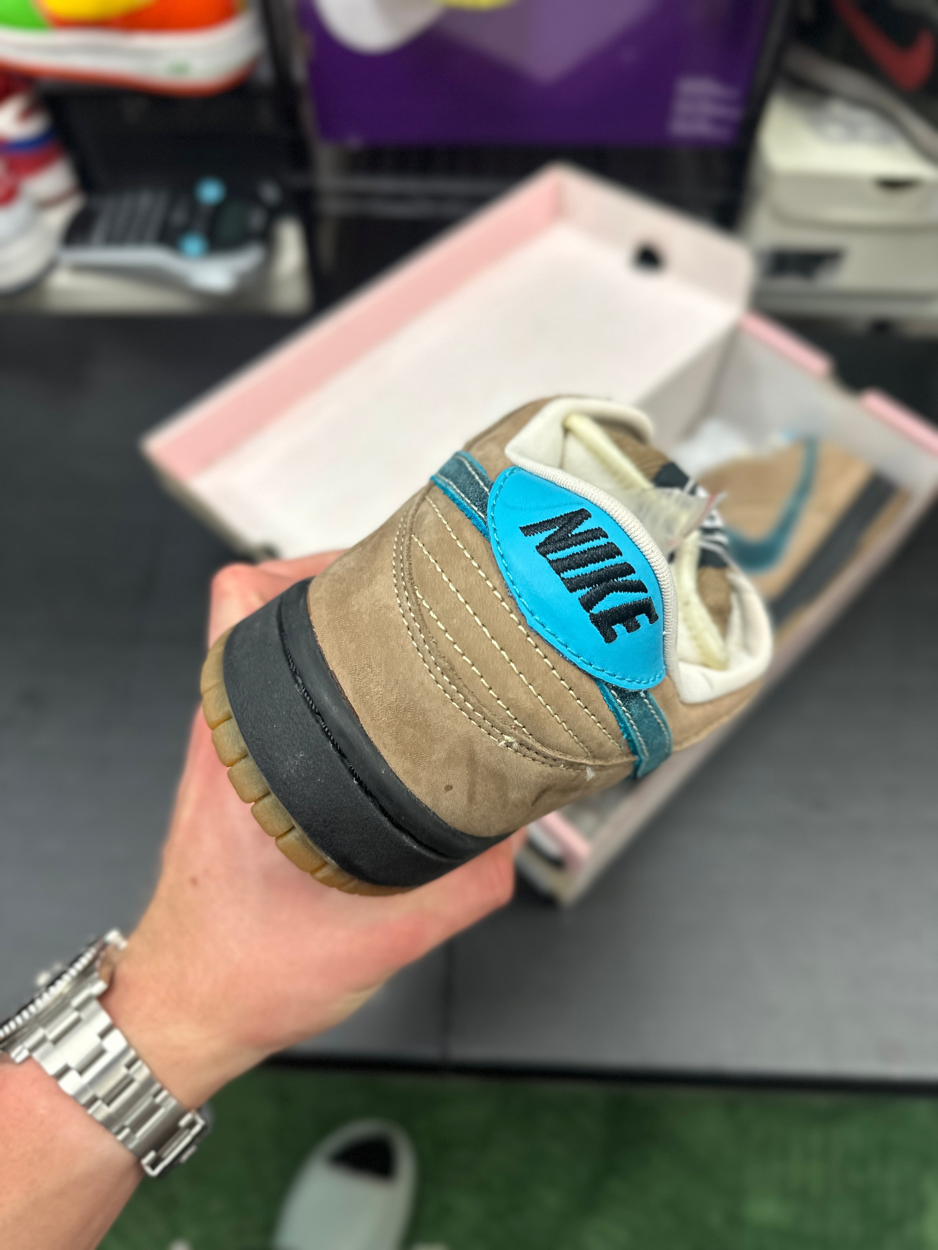 SIZE 10M - NIKE SB DUNK LOW ”SLAM CITY”