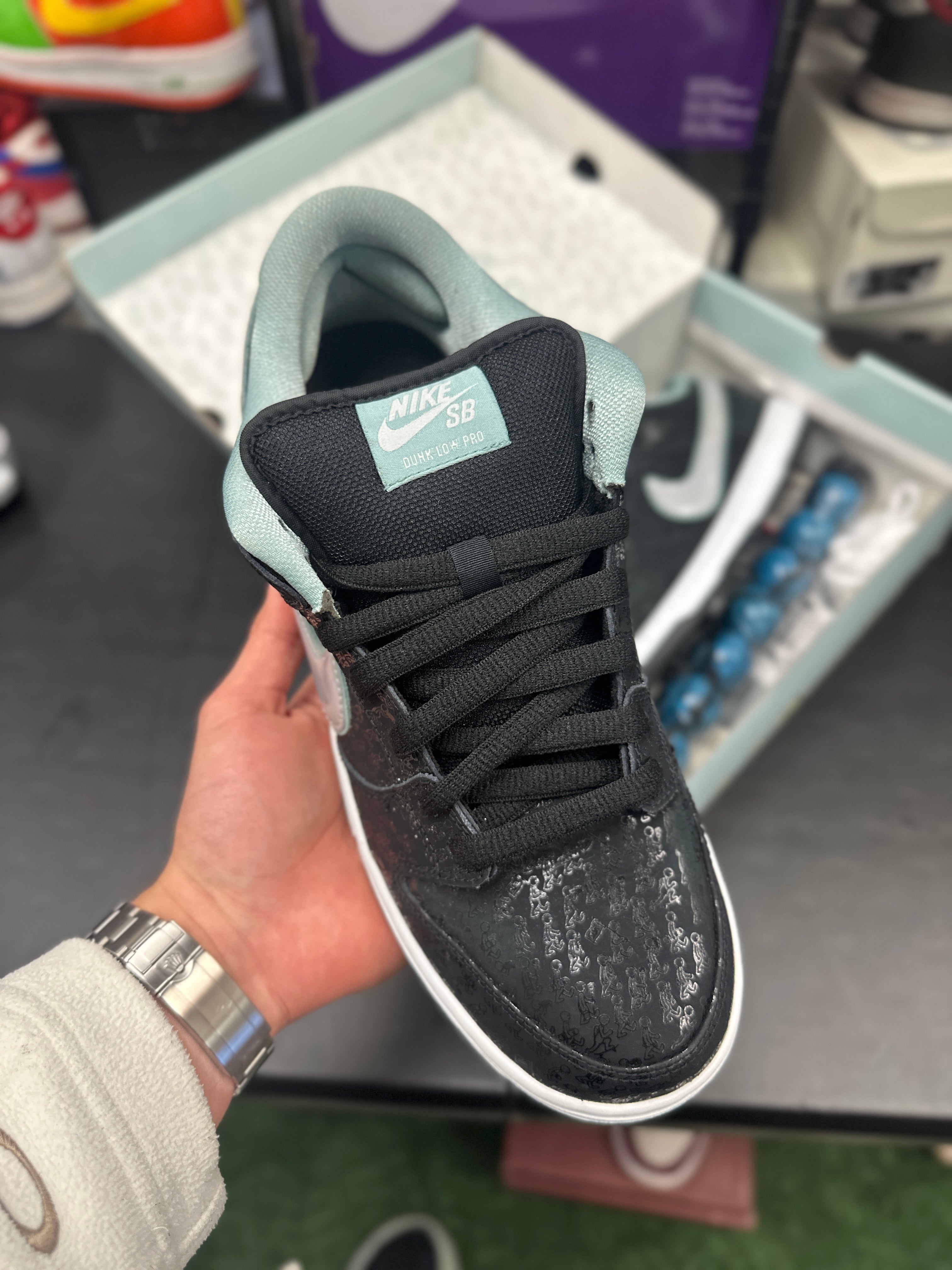 SIZE 10.5M - NIKE SB DUNK LOW “SPOT LANCE MOUNTAIN”