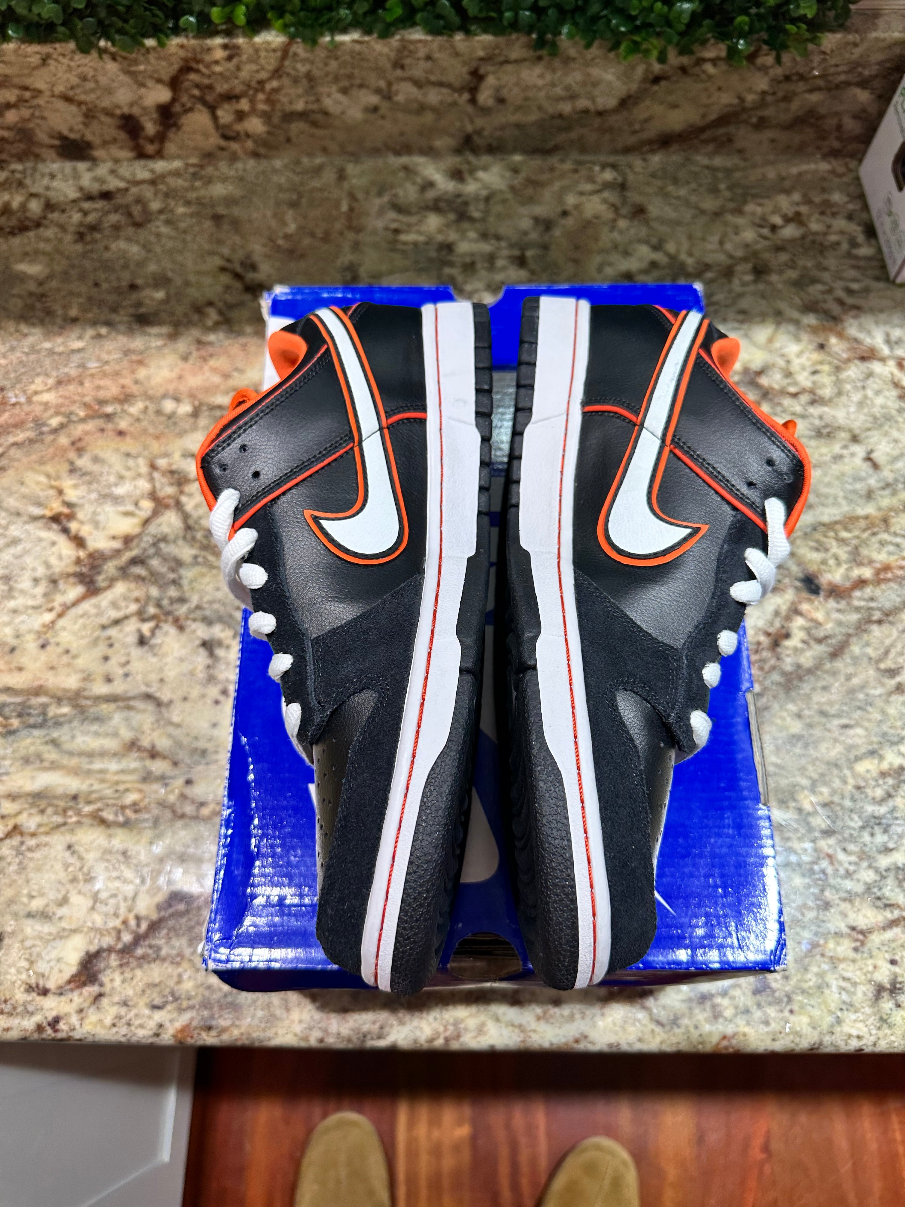 SIZE 9.5M - NIKE SB DUNK LOW “HARLEY DAVIDSON”