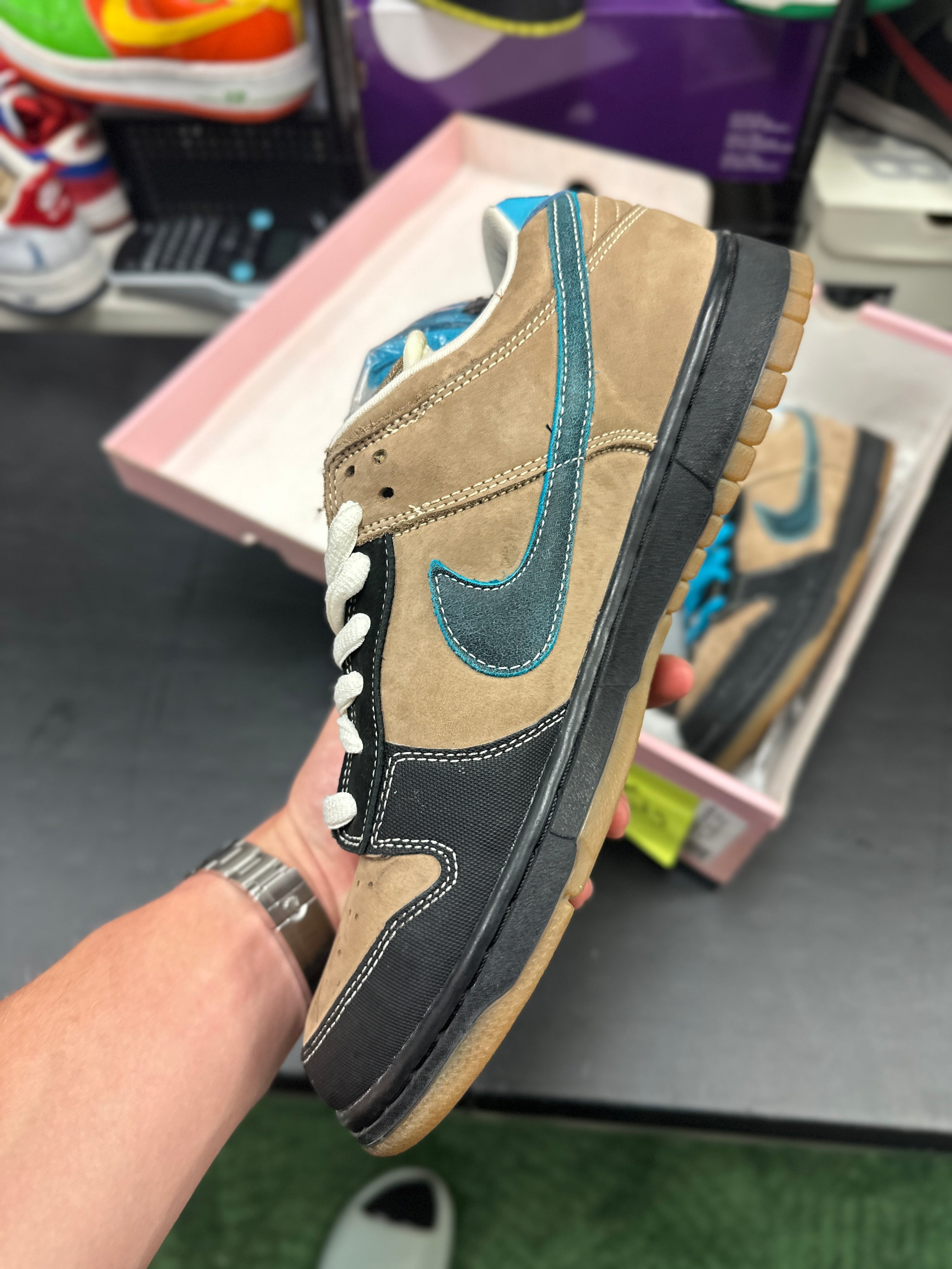 SIZE 10.5M - NIKE SB DUNK LOW ”SLAM CITY”