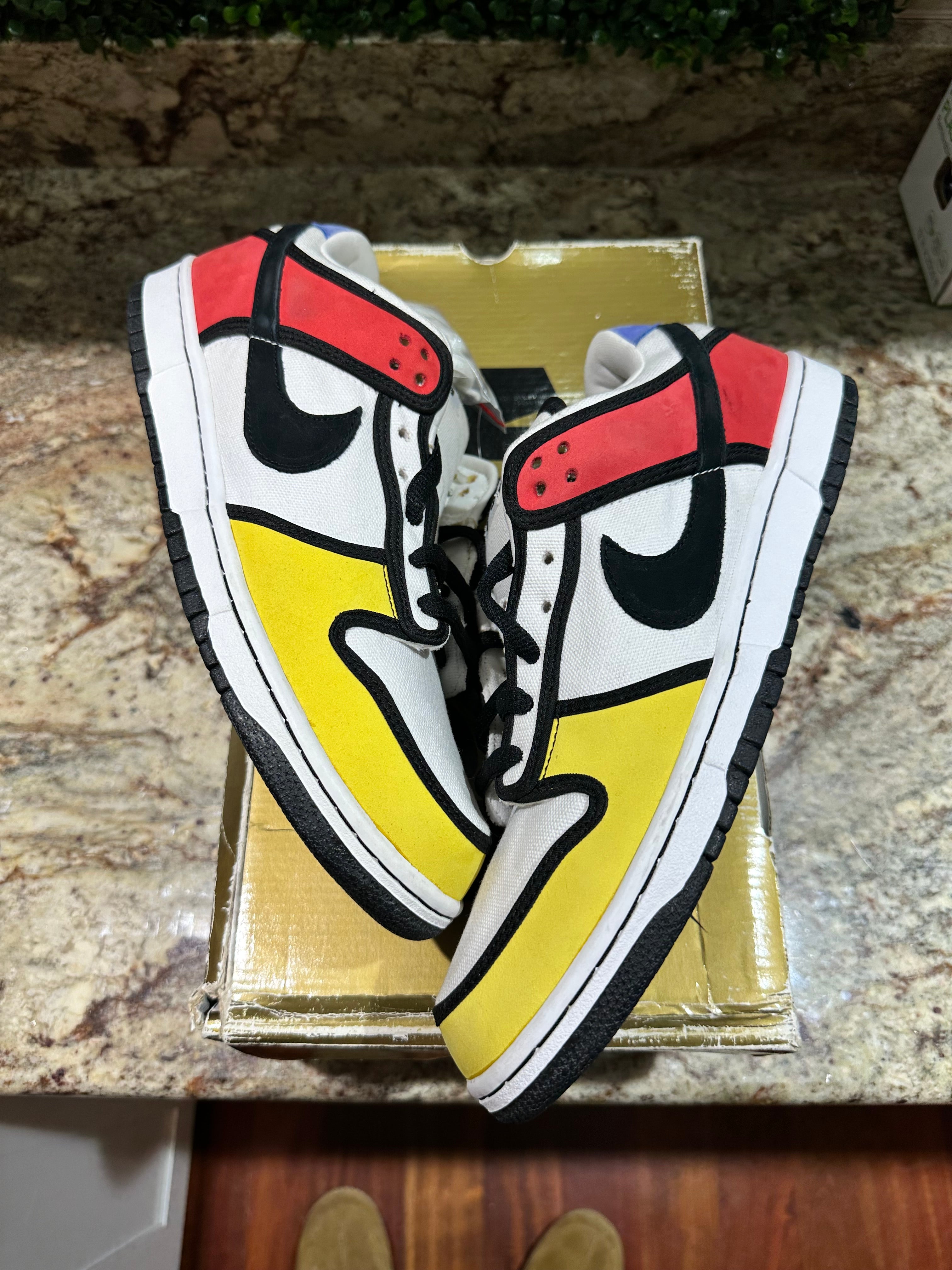 SIZE 11.5M - NIKE SB DUNK LOW “PIET MONDRIAN”