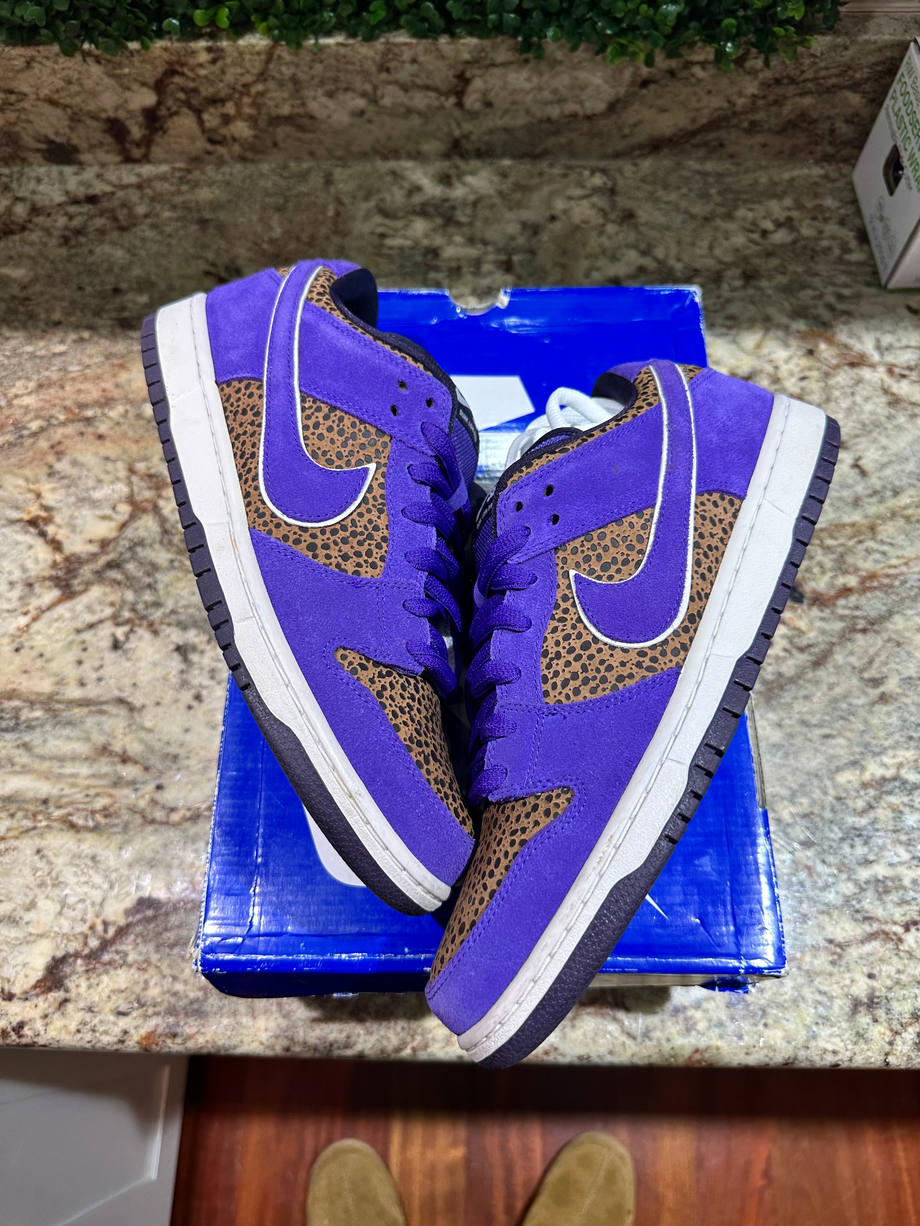SIZE 9.5M - NIKE SB DUNK LOW “KENNY POWERS / PURPLE SAFARI”