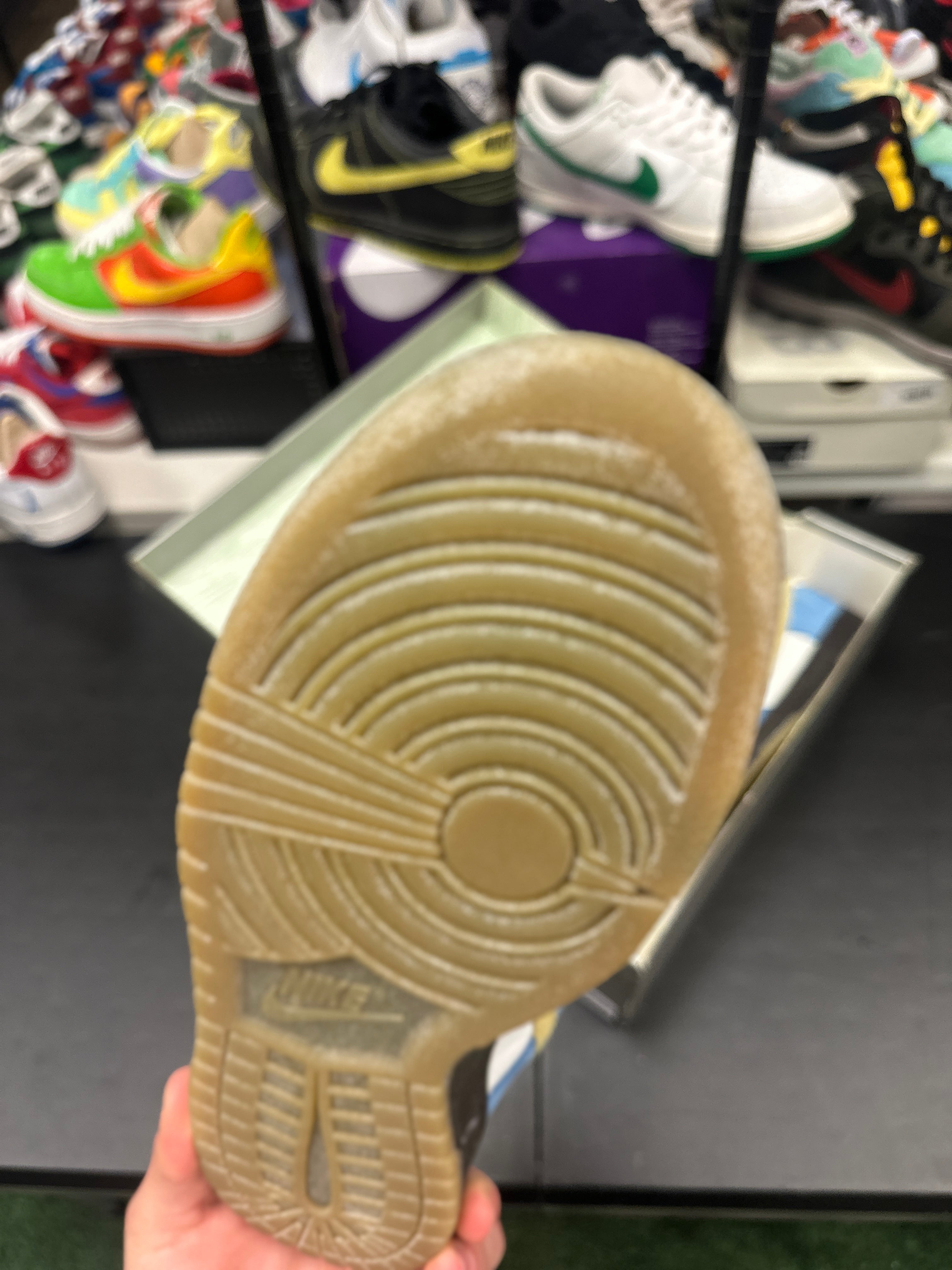 SIZE 10.5M - NIKE SB DUNK LOW „HOMER SIMPSON”