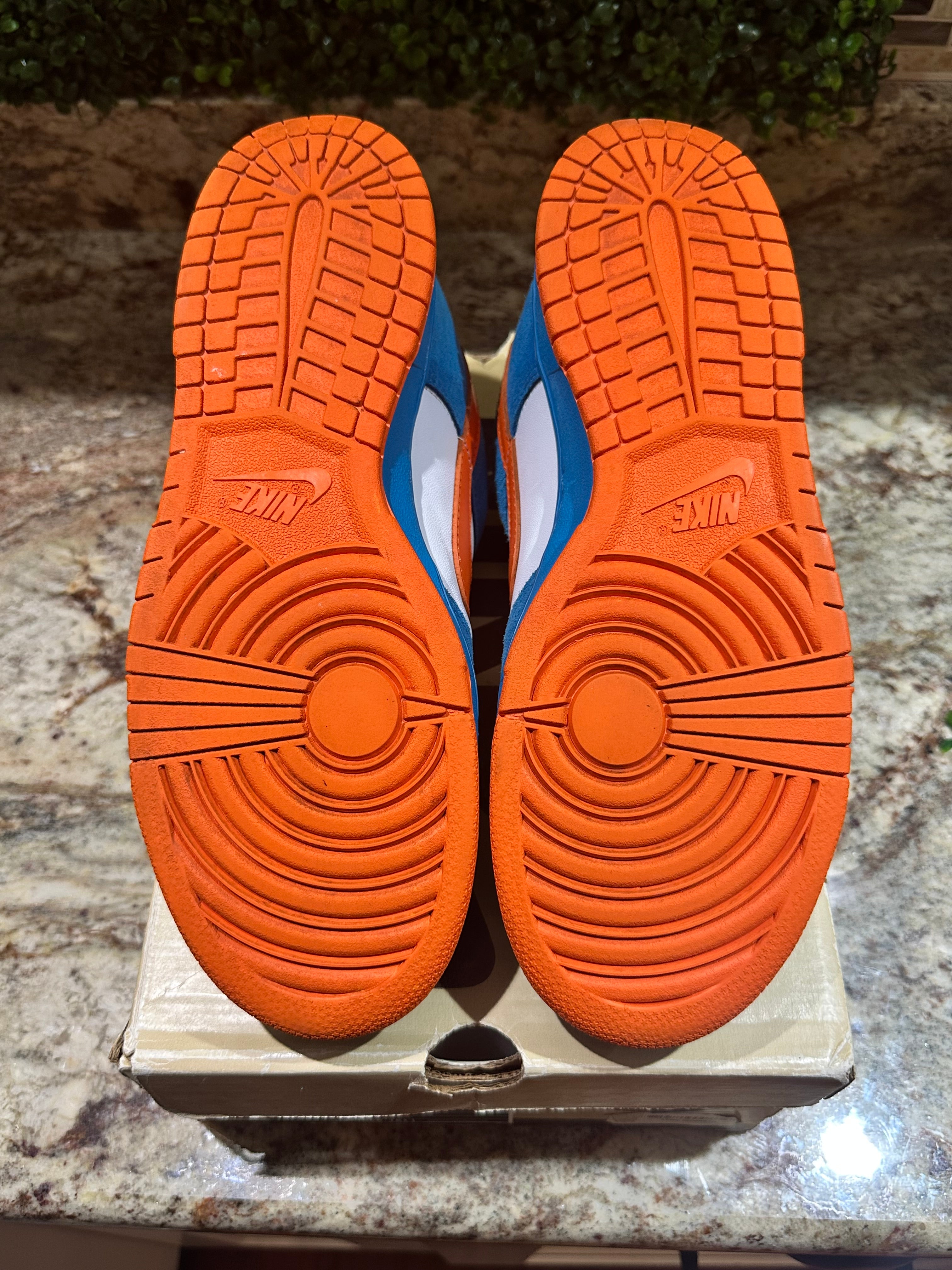 SIZE 11M - NIKE EMB SB DUNK LOW “MIAMI”
