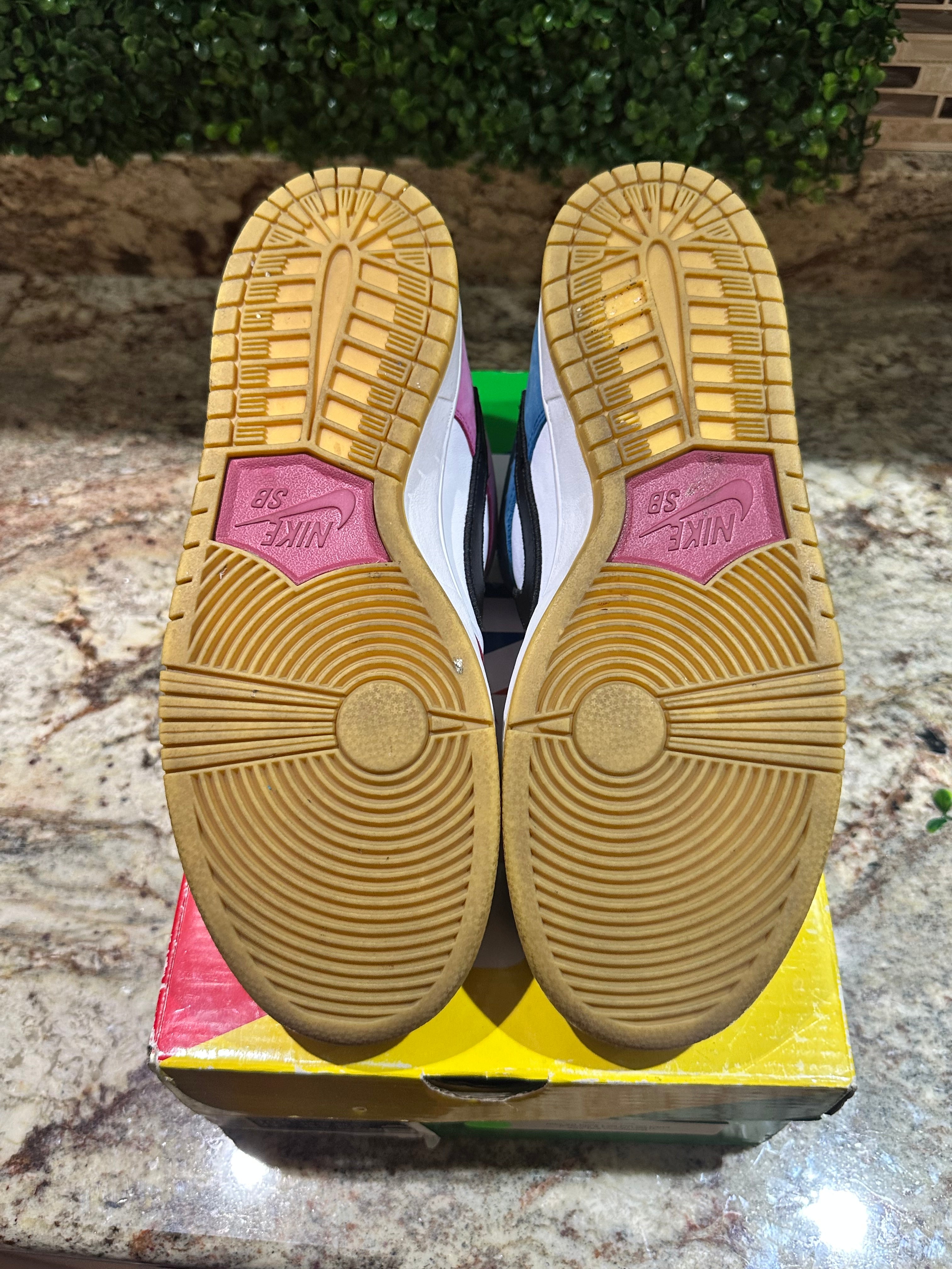 SIZE 10.5M - NIKE SB DUNK LOW “PARRA FNF”