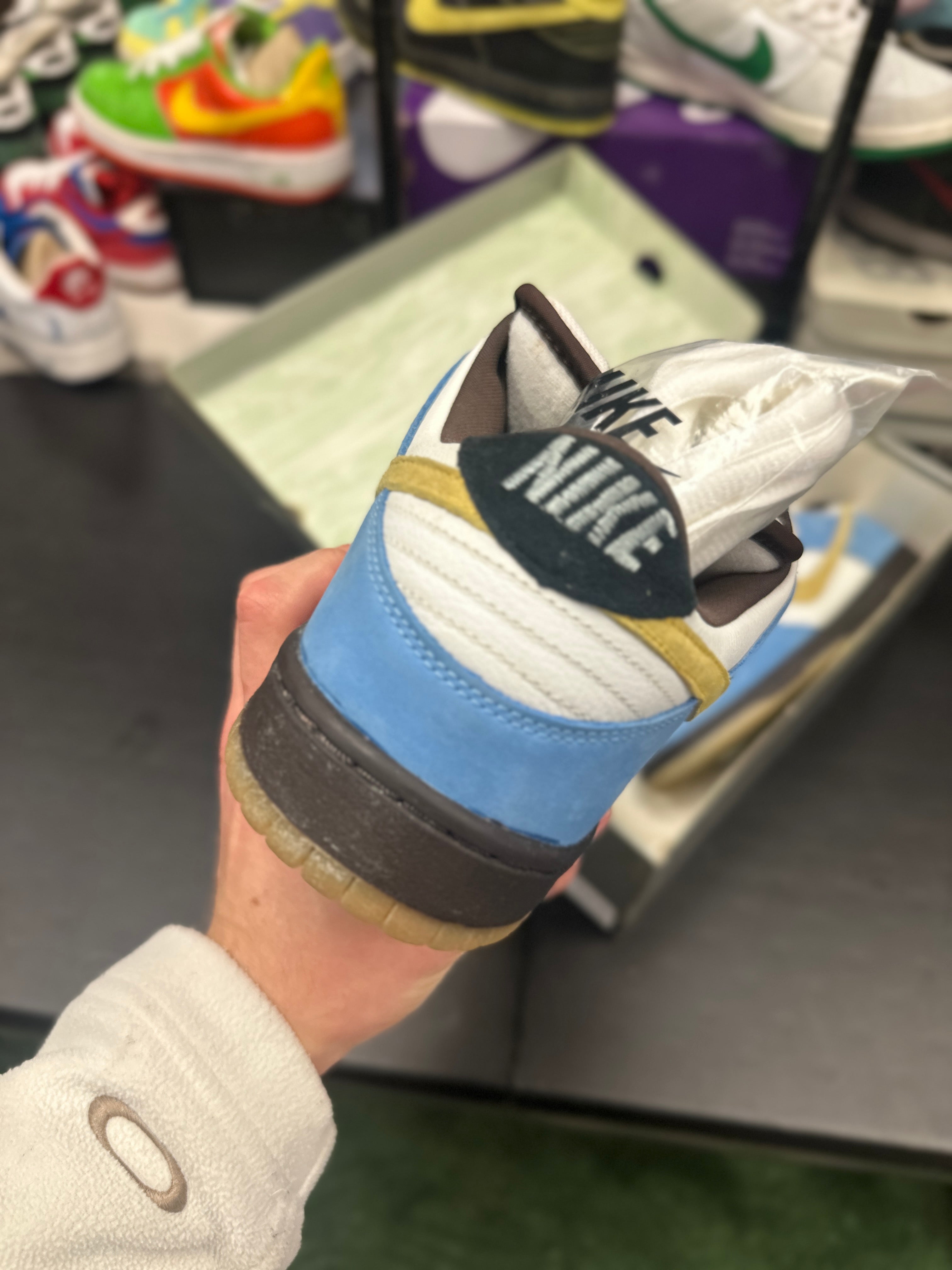 SIZE 10.5M - NIKE SB DUNK LOW „HOMER SIMPSON”